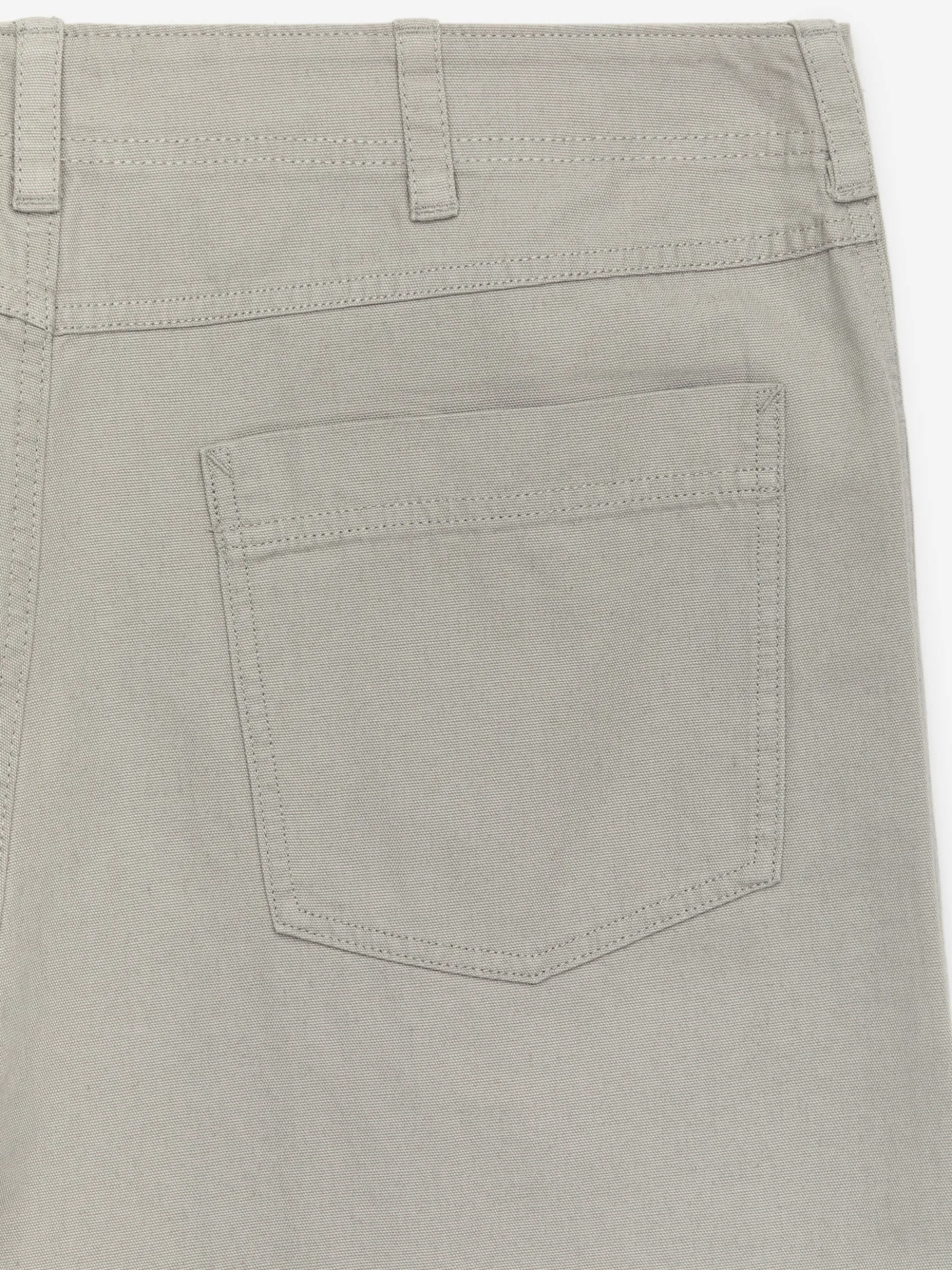Gerade geschnittene Chino aus Baumwolle