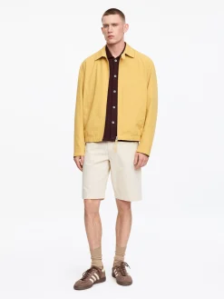 Jeansshorts im Workwear-Look