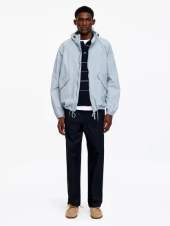 Lockerer Windbreaker