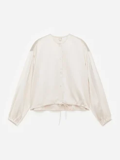 Satinbluse mit voluminösen Ärmeln