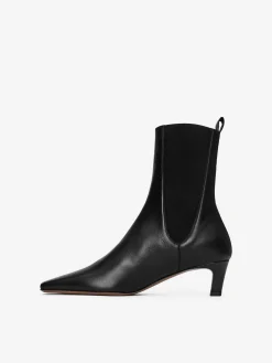 Stiefelette mit eckiger Zehenpartie