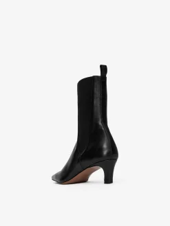 Stiefelette mit eckiger Zehenpartie