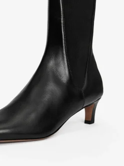 Stiefelette mit eckiger Zehenpartie